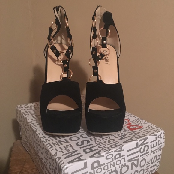 Black suede platform high heels - Picture 3 of 4